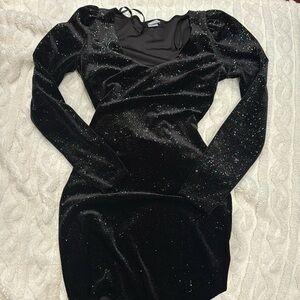Black body on long sleeve with glitter